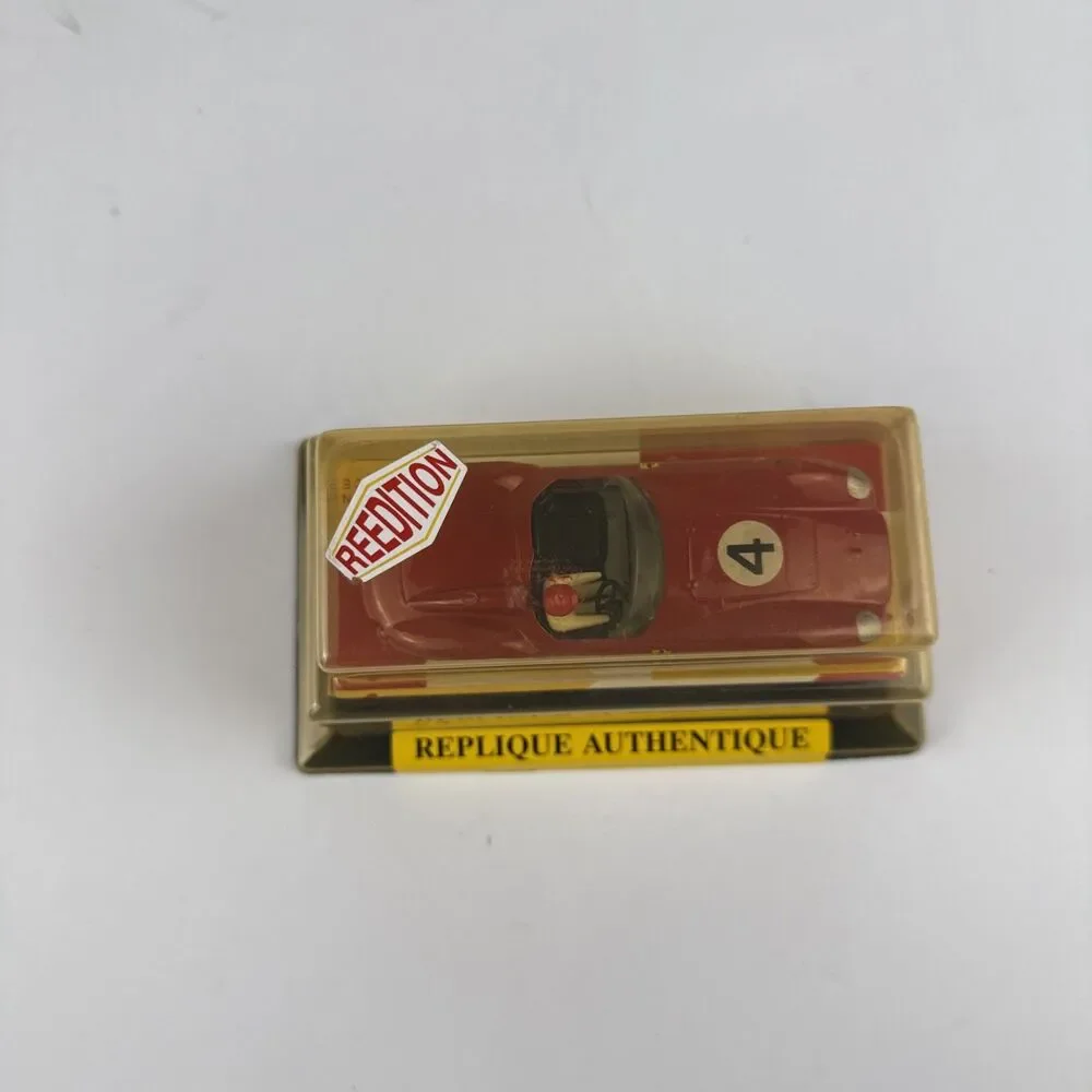 Solido Replique Authentique 1:43 1956 Ferrari 500 TRC
